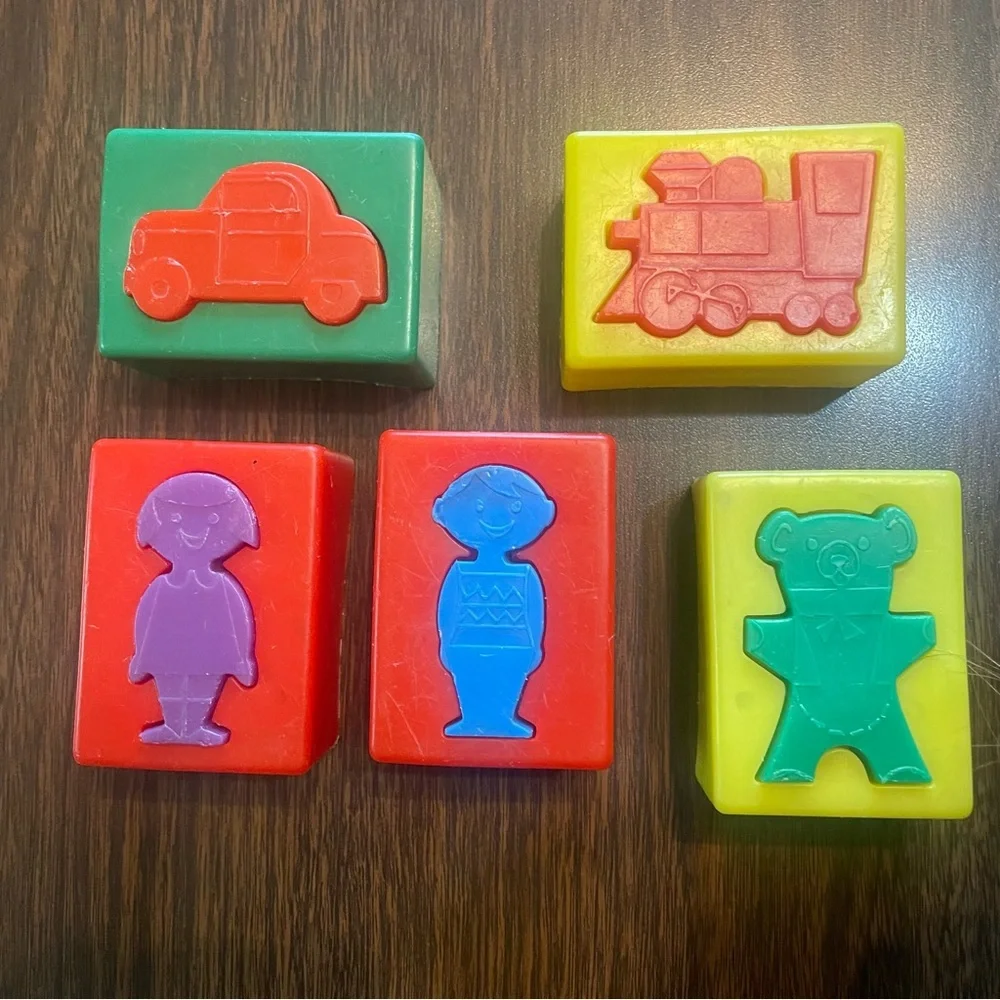 1970's Vintage Kohner Plastic Puzzle Blocks